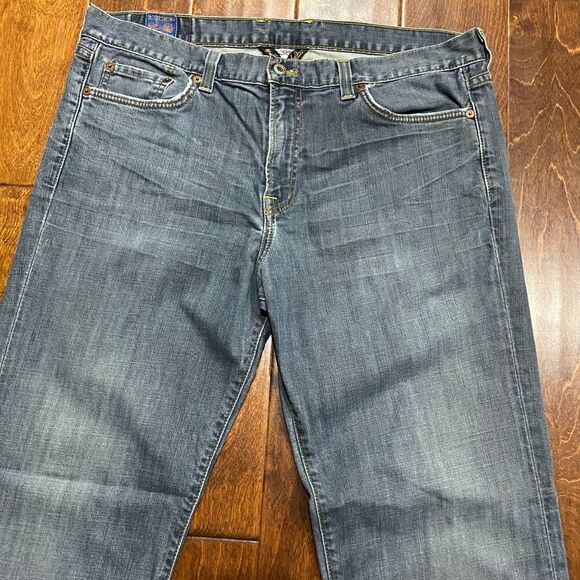 Lucky Brand Vintage Y2K Straight Leg Denim Blue Jeans Men's Size 38W x 32L - Picture 3 of 11
